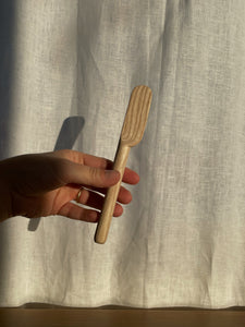 Yumi Wood Butterknife